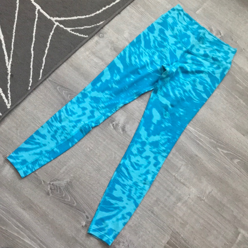 Nike cotton legend leggings XS